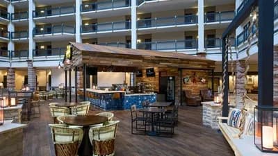 Renaissance Austin Hotel