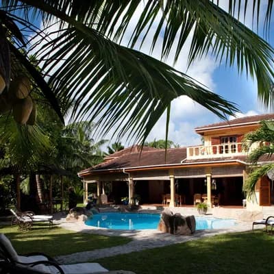 Castello Beach Hotel