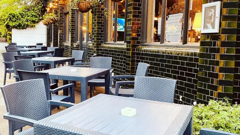 The Easton Pub & Kitchen