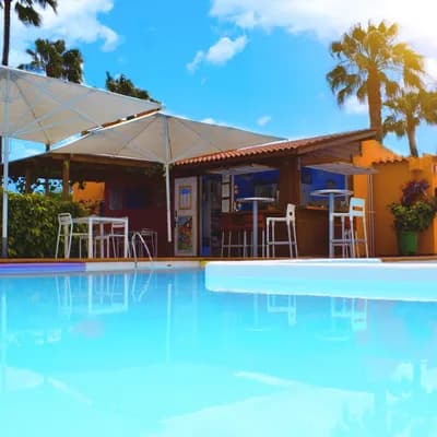 Tropical La Zona Gay Resort