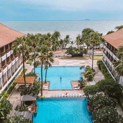 Welcome World Beachfront Resort