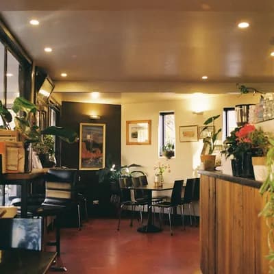 The Lansdowne Cafe