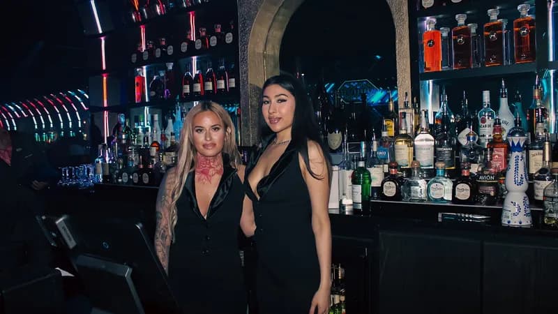 Vibes Bar & Lounge