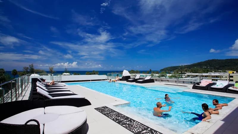 Grand Sunset Hotel