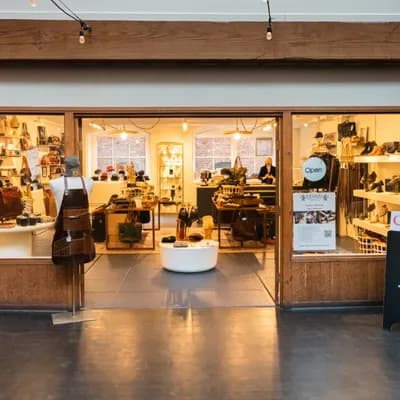 Leolo Handmade Shoes and Leather Goods