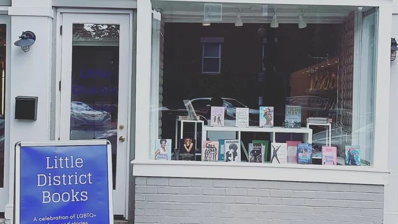 Little District Books