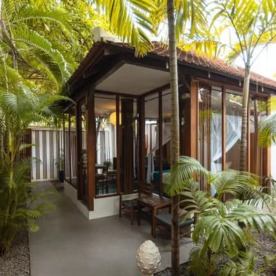 Pavilion Hotel