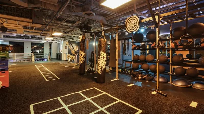 Crunch Fitness - West Hollywood