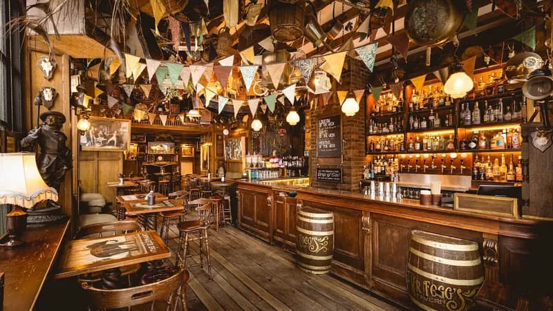 Mr Fogg's Tavern