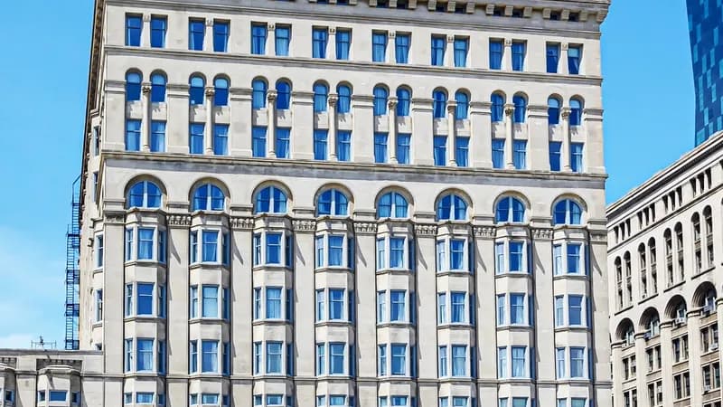 The Congress Plaza Hotel & Convention Center