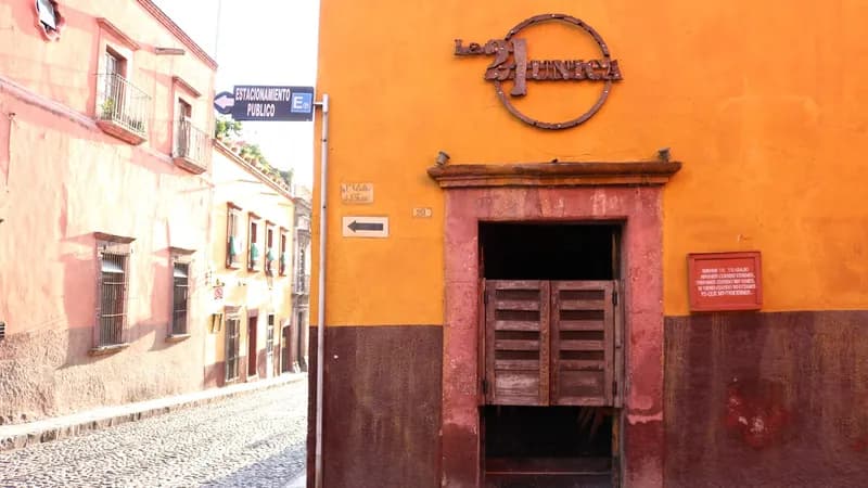 La 21unica