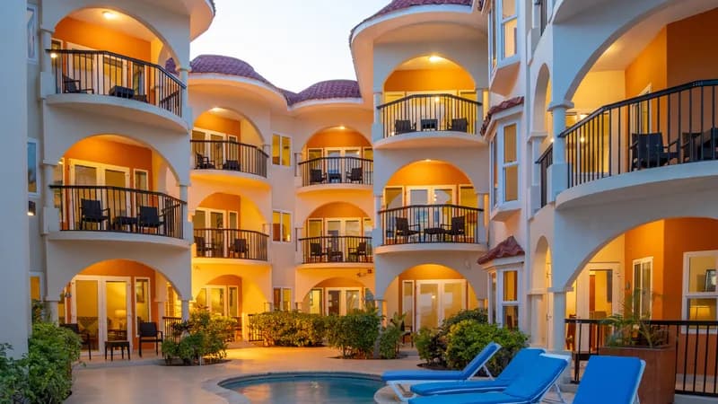 Sunbreeze Suites