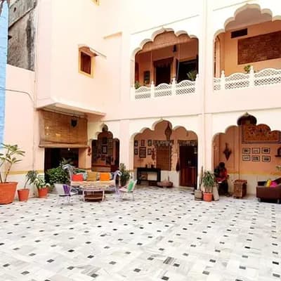 Durag Niwas Guest house By L'âge Hospitalité