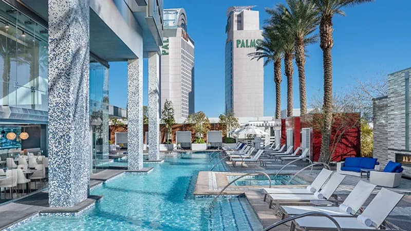 Palms Place Studio with Balcony & Strip View