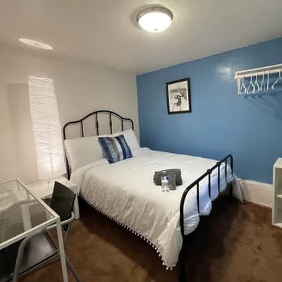 B-Love's Guest House