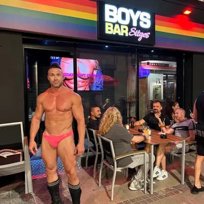 BOYS BAR Sitges