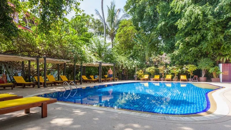 Tropica Bungalow Resort & Restaurant