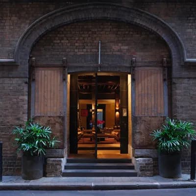 Establishment Hotel