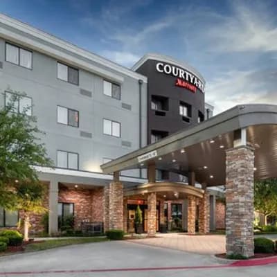 Courtyard Fort Worth West at Cityview