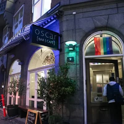 Oscar Bar & Cafe