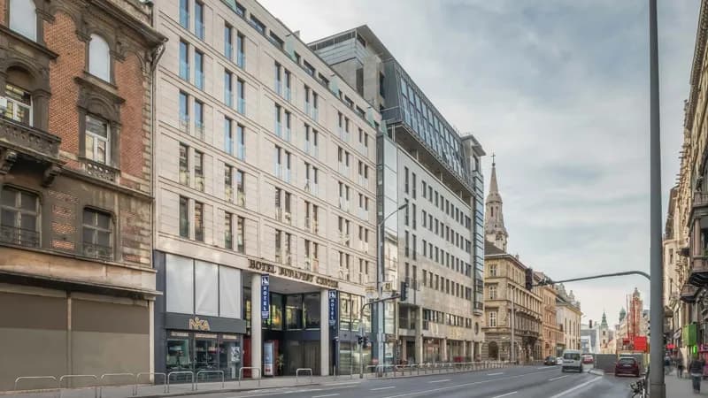 Exe Budapest Center