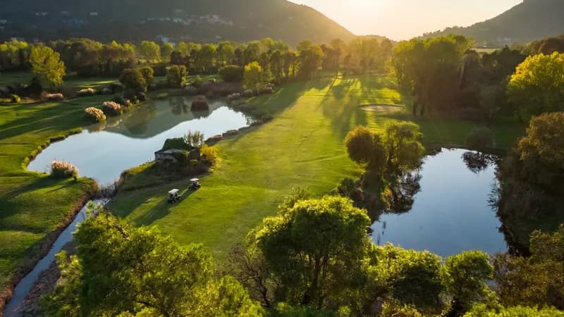 Corfu Golf Club | International Golf Course / Restaurant-Bar