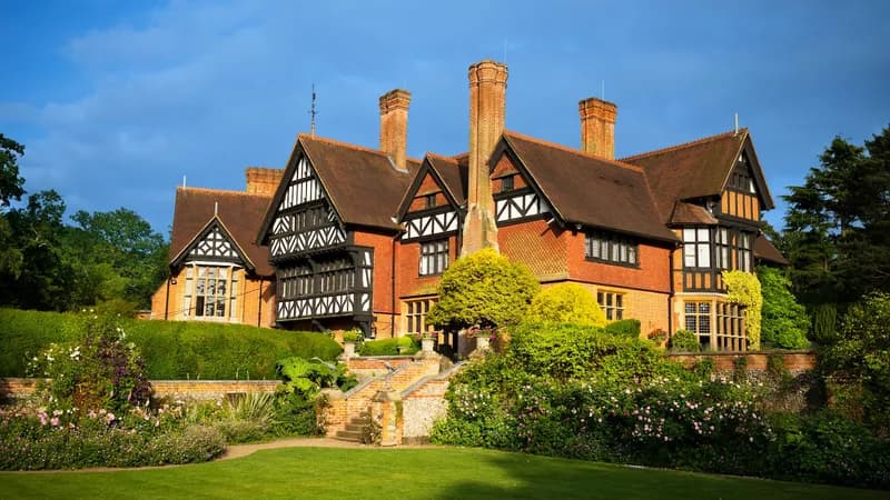 Best Western Plus Grim's Dyke Hotel