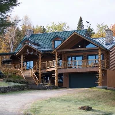 Moose Meadow Lodge & Treehouse