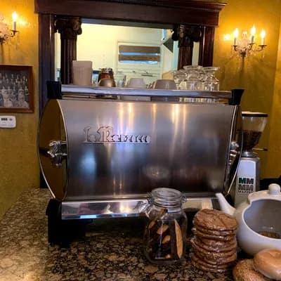 Bourgeois Pig Cafe