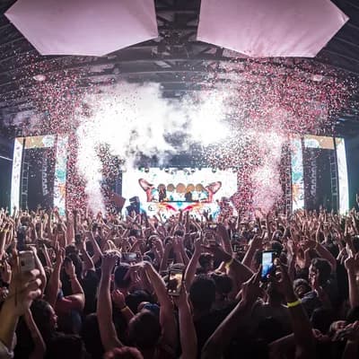 Echostage