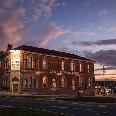 Central Springs Inn