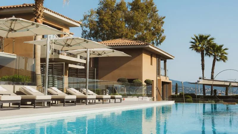 Kube Saint-Tropez Hôtel