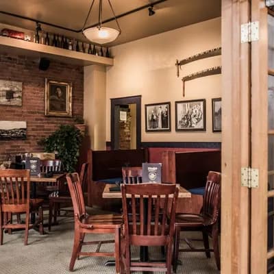 Charly's Pub & Grill