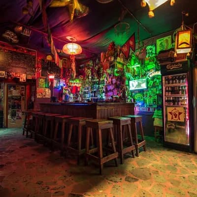 Calumet Ethnic Lounge Bar