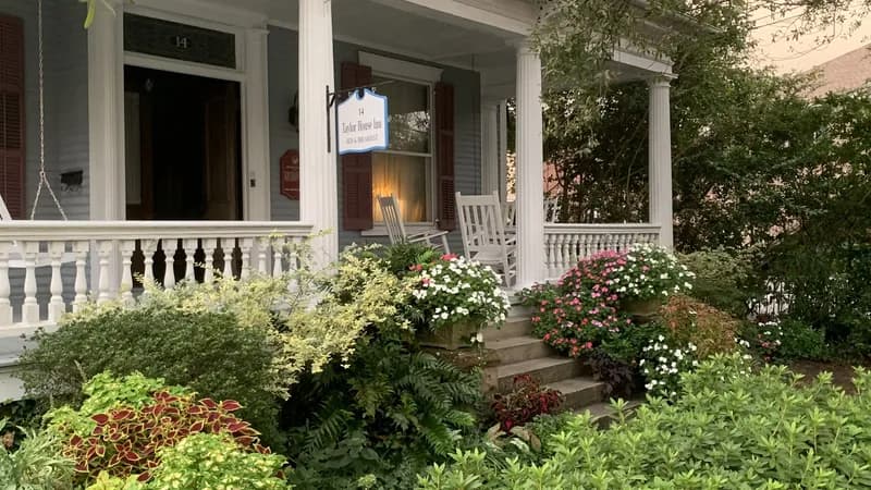 Taylor House Inn