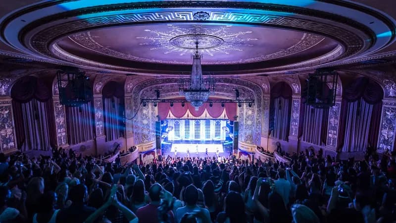 Warner Theatre
