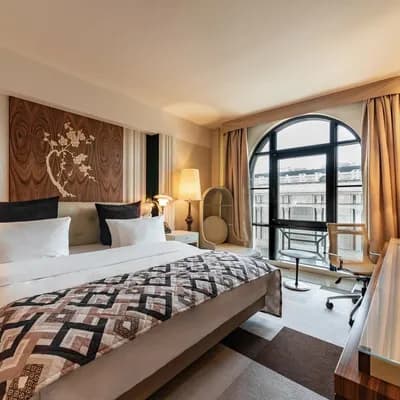 Crown Hotel St. Petersburg