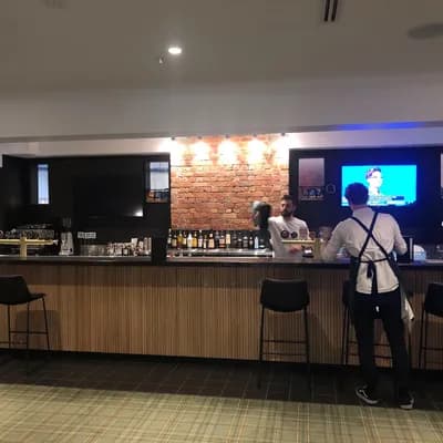 Vic's Bar