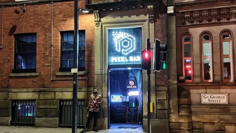 Pixel Bar
