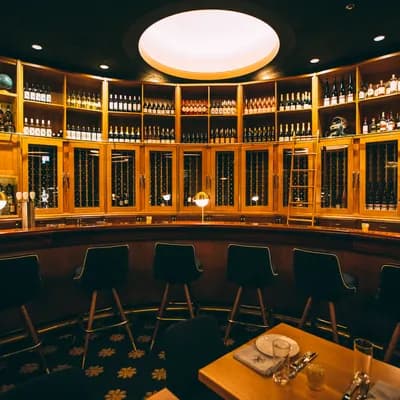 Cherry Circle Room