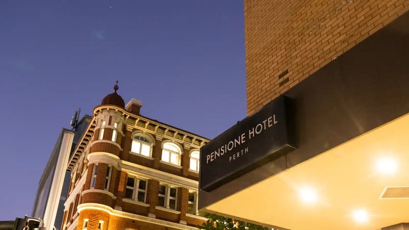 Pensione Hotel Perth