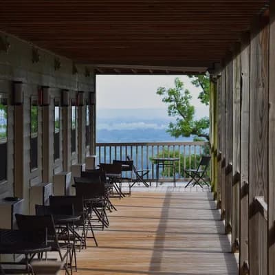 Aerie's Resort in Grafton Illinois