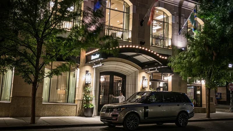 Dossier Hotel