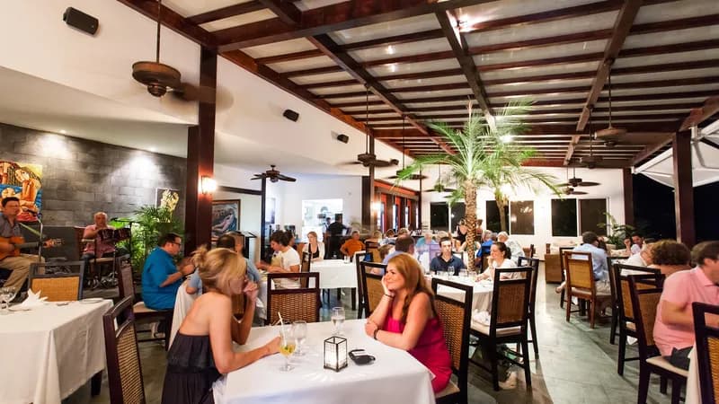 La Luna Restaurant