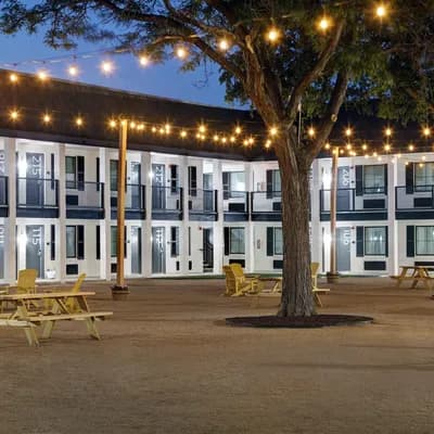 Atrea Inn | Hotel in Amarillo