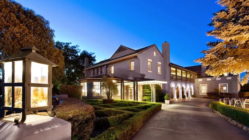 Mineral Springs Hotel
