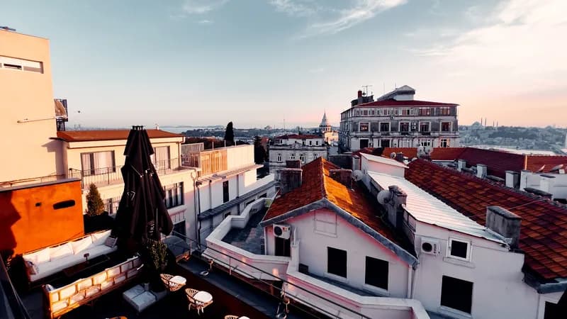 RUZ Hotels