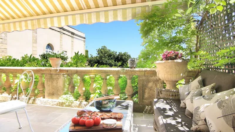 Cinq & Sept Gay Resort