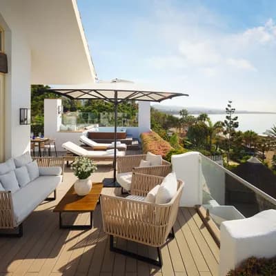 Hotel Puente Romano