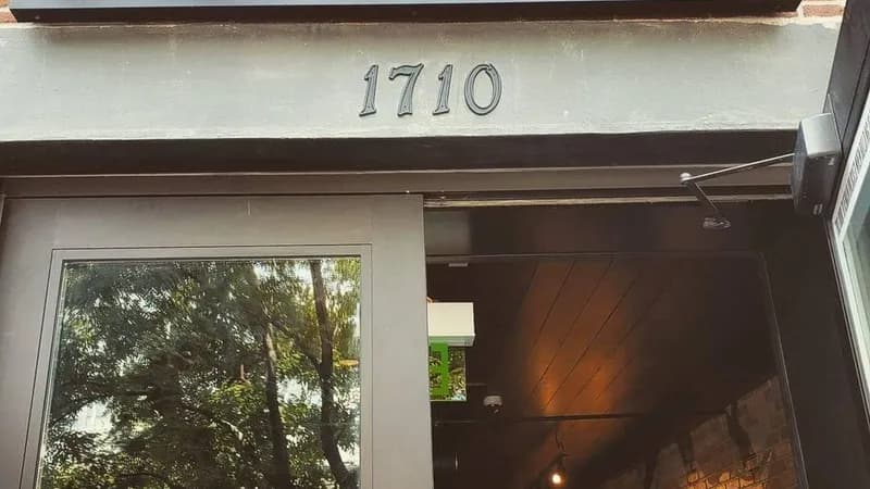 JINYA Ramen Bar - Union Station